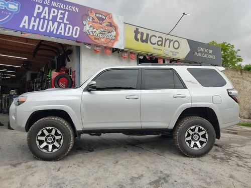 Imagen 2 de 12 de Toyota 4runner