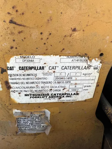 Autoelevador Cat Dp30nm 3000kg Diesel Torre Triple C/desp