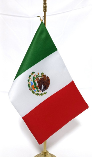 10 Banderas De México Y Países Diversos Con Asta Latonada