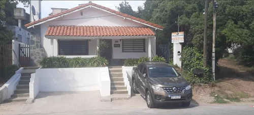 Casa En Venta - 2 Dormitorios 2 Baños Cochera - 85 Mts2 - Villa Gesell, Buenos Aires