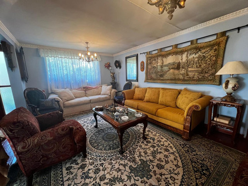 Casa Con Excelente Ubicación Para Uso Comercial, Buin Centro