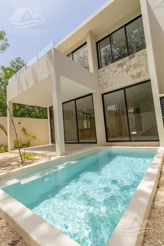 Casa En Venta En Playa Del Carmen Valenia