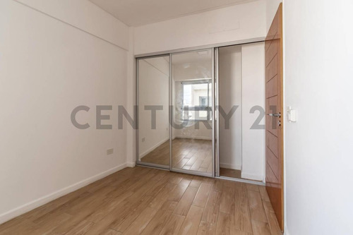 Venta Departamento 3 Ambientes Con Balcon En Once Apto Credito