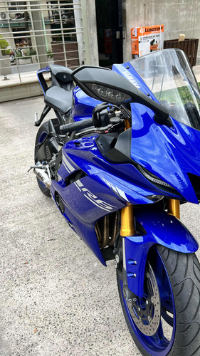 Yamaha R6