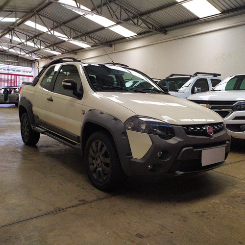 Imagem 2 de 10 de Fiat Strada Adv Extreme Cd 1.8 Flex Aut Completo 2016