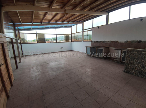 Espectacular Casa Remodelada Ubicada En Turmero Urbanización Valle Lindo Db 23-15538
