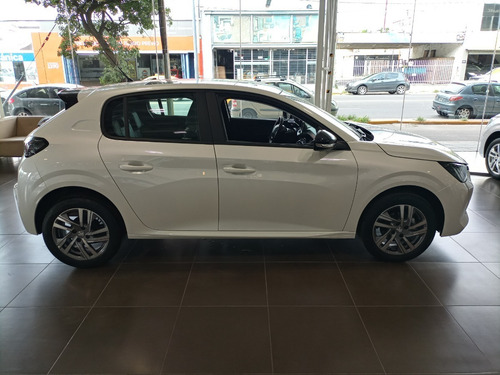 Imagen 10 de 17 de Peugeot 208 1.6 Feline Tiptronic - Avec Peugeot