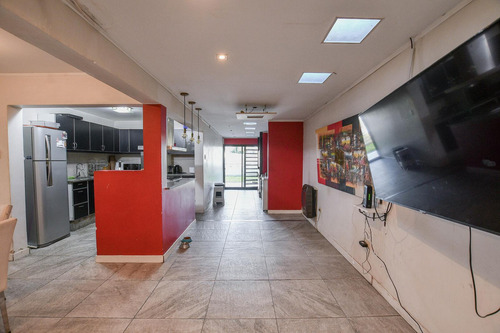 Casa En Venta - Berisso