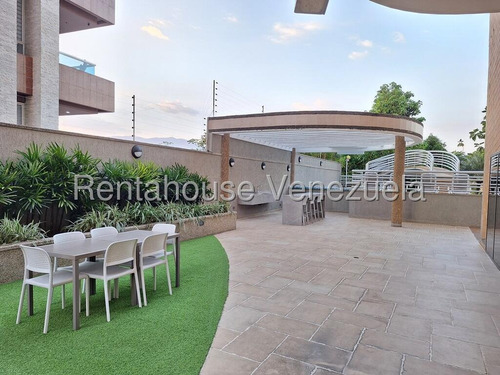 Apartamento En Alquiler Terrazas Del Country Valencia, Espectacular Apartamento Con Acabados De Lujo, Hermosas Vistas A Los Campos De Golf Y Dique De Guataparo, Doble Anillo De Seguridad. Dapo