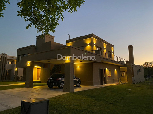Casa En Venta Terravista, General Rodríguez
