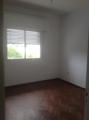 Imagen 7 de 12 de Precioso Apto De 2 Dorm Con Balcón, Bajos G/c En Bolivar!