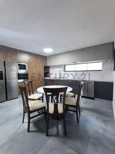 Conjunto Residencial Las Canoas Amplio Y Cómodo Apartamento De 5 Habitaciones