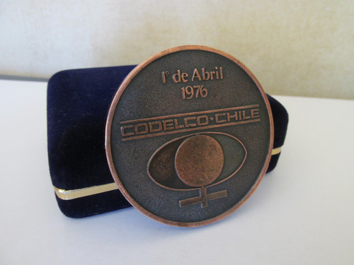 Antigua Medalla Fundacion De Codelco Chile Año 1976 Escasa (Usado)