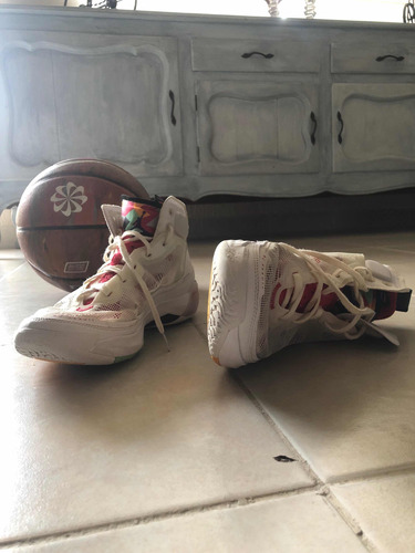 Tenis Jordan 37 Basketball Y Balón Nike Basketball