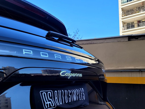 Porsche Cayenne 3.0 V6 E-HYBRID AWD TIPTRONIC S