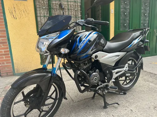 Vendo Excelente Moto Bajaj Discover 125. St+ Modelo 2014,día