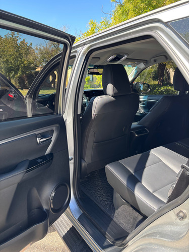 Toyota Hilux SW4 2.8 Srx 204Cv 4X4 7As At