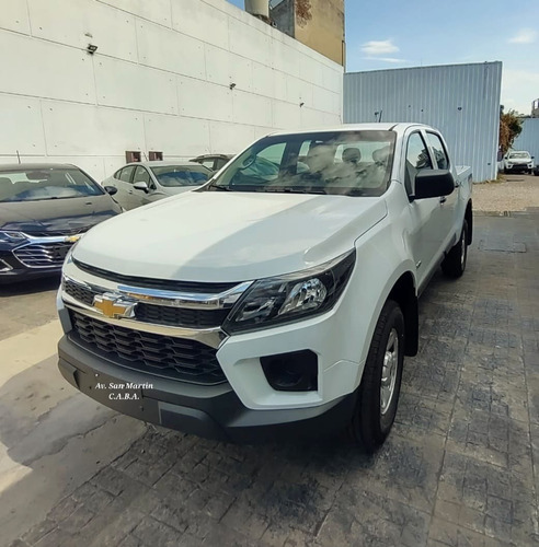 Imagen 11 de 16 de Nueva Chevrolet S10 2.8 Ls 2023 0km Cd 200cv 4x2 Color Smar5