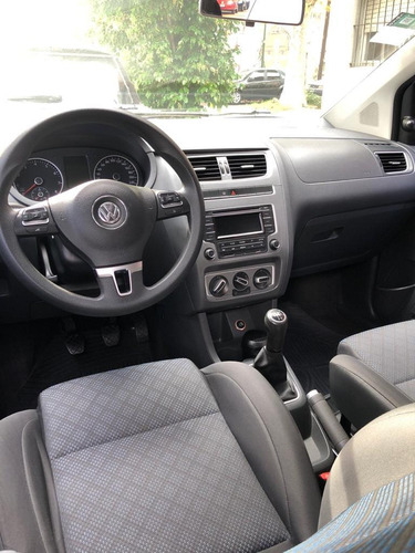 Volkswagen Suran 1.6 Comfortline 101cv 2014
