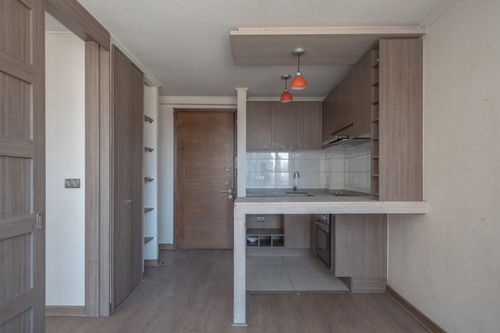 Imagen 11 de 30 de Departamento Con Excelente Conectividad En Santiago Centro
