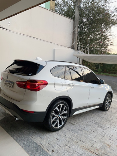 Imagem 2 de 6 de Bmw X1 25i 2016 Active-flex Sport Turbo + Teto