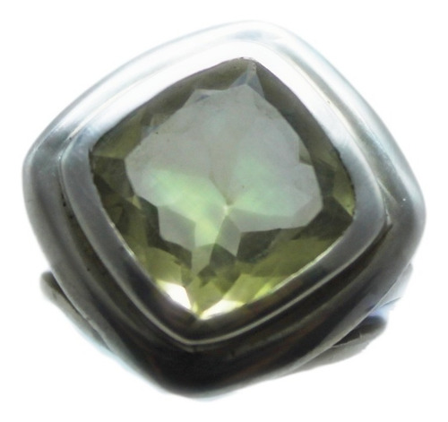Anel Em Prata 925 Com Peridoto