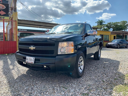Imagen 1 de 14 de Chevrolet Silverado 2010 E 1500 5vel Cab Reg Aa 4x2 Mt