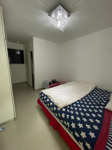 Imagen 13 de 14 de Apartamento En Venta Urb Las Salias 150 M2 San Antonio