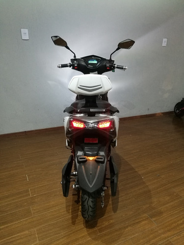 Imagen 10 de 21 de Scooter Sunra Moto Electrica En Cuotas Mas Anticipo