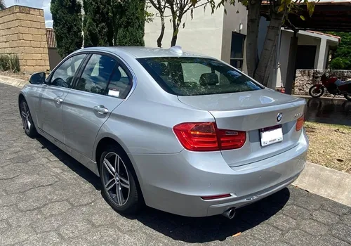 BMW Serie 3 2.0 320i Luxury Line At