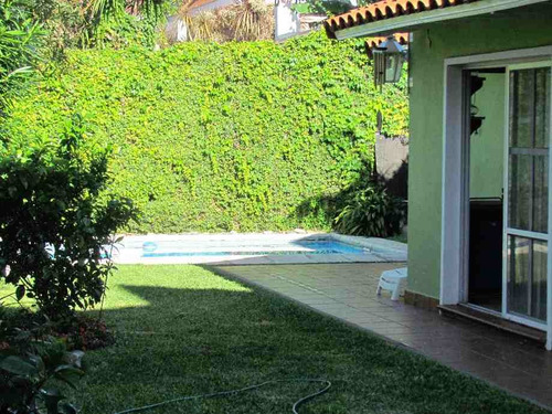 Chalet En Venta En Barrio Parque