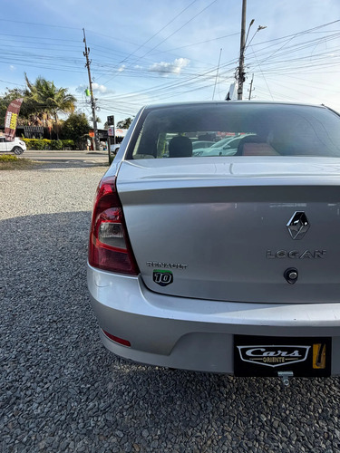 Renault Logan Familier 1.4