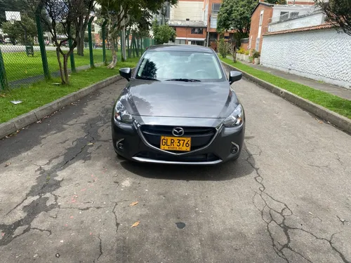 Mazda 2 Touring Aut
