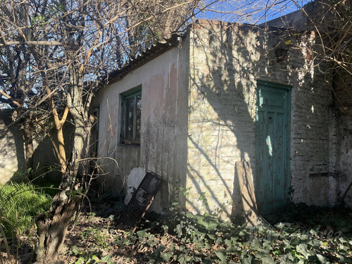 Casa Quinta En 3 Amb. En Venta Lote 900 M2 Excelente Ubicación - Moreno