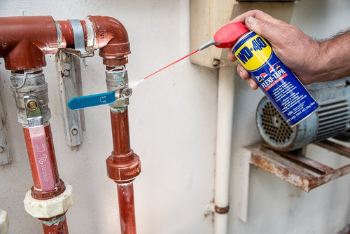 Imagen 4 de 6 de Wd-40® -lubricante Multiuso En Aerosol Flexitapa - 220g