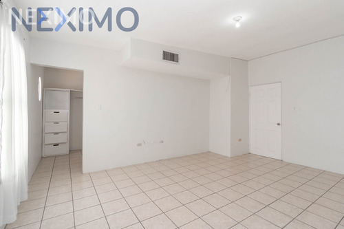 Imagen 4 de 12 de Casa En Venta En Fraccionamiento Residencial Universidad En Chihuahua, Chihuahua