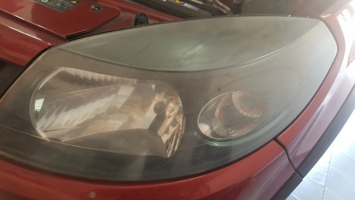 Imagen 2 de 8 de Pulido De Ópticas Delanteras Y Faros Traseros