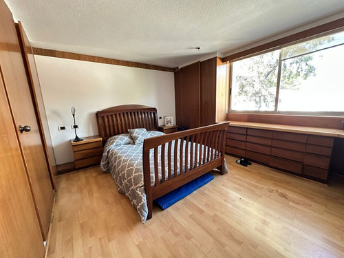 Casa Remodelada Y Llena De Espacios En El Corazón De Pedregal De San Francisco