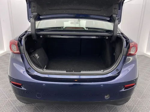 Mazda 3 2.0 Touring