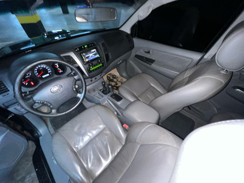 Toyota Hilux 3.0 Srv Cab. Dupla 4x4 Aut. 4p