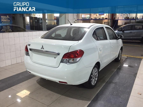 Mitsubishi Mirage G4 Full 2014