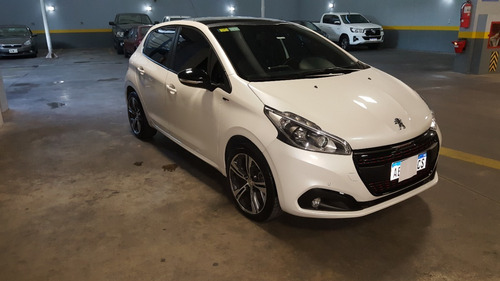 Peugeot 208 Gt Impecable !!!