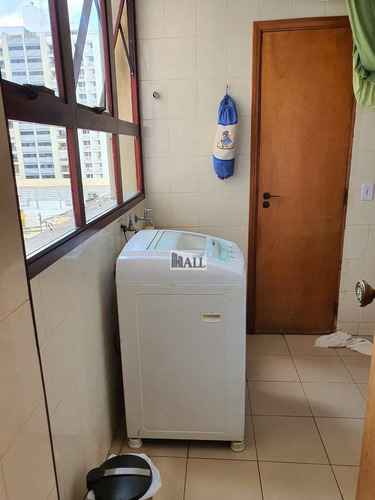 Apartamento À Venda No Centro Com 3 Quartos Em Rio Preto - V7852