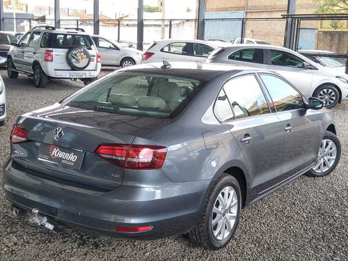 Imagem 9 de 11 de Volkswagen Jetta Trendline Tiptronic 1.4 Tsi Aut. 2017