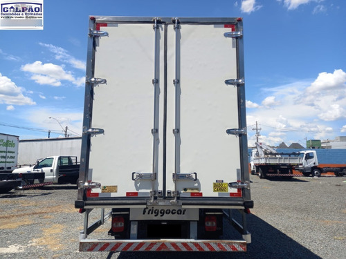 Imagem 5 de 15 de Vw Express Prime (2020) Baú Refrigerado