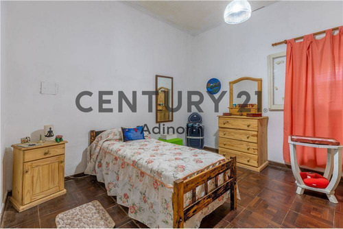 Imagen 15 de 21 de 138 E/ 517 Y 518 - Venta De Casa En Ph Al Frente De 2 Dormitorios