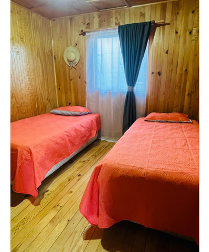 Se Arriendan Dos Cabañas En Pupelde, Ancud