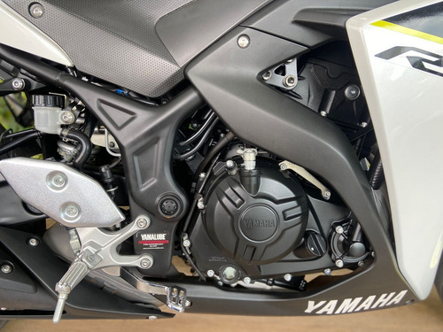 Imagem 10 de 15 de Yamaha Yzf R3 R-3 321/abs 2019/2019