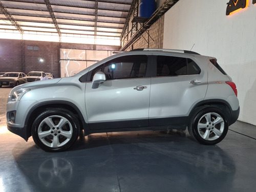 Imagen 4 de 10 de Chevrolet Tracker 1.8 Ltz + 4x4 Aut