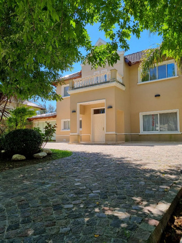 Venta Casa 6 Ambientes Pileta El Lauquen Canning